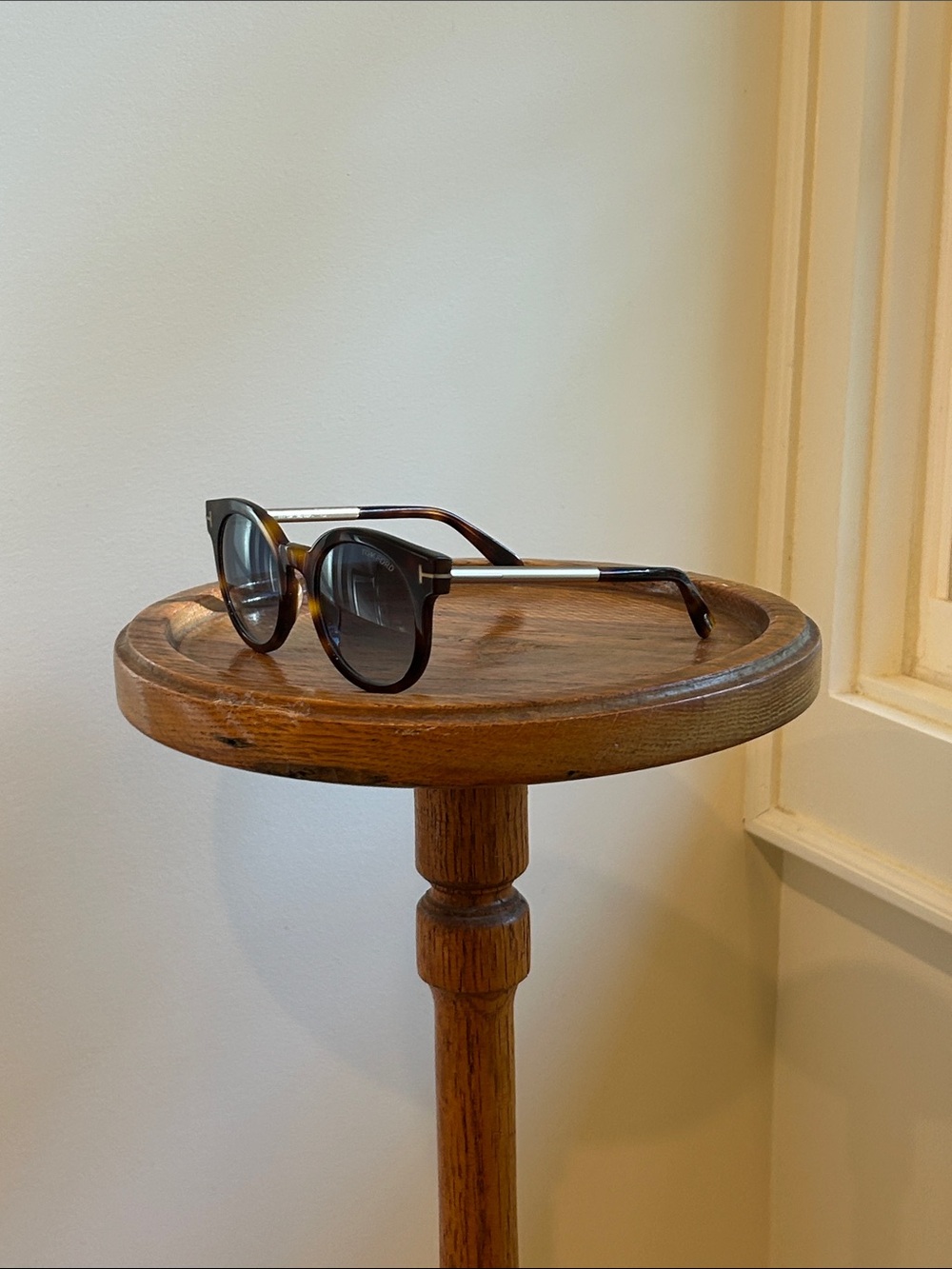 Tom Ford Round Tortoise and Black Sunglasses with Silver Temples